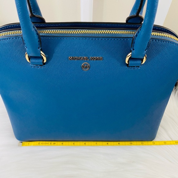Michael Kors Cindy Large Dome Satchel - Picture 12 of 13